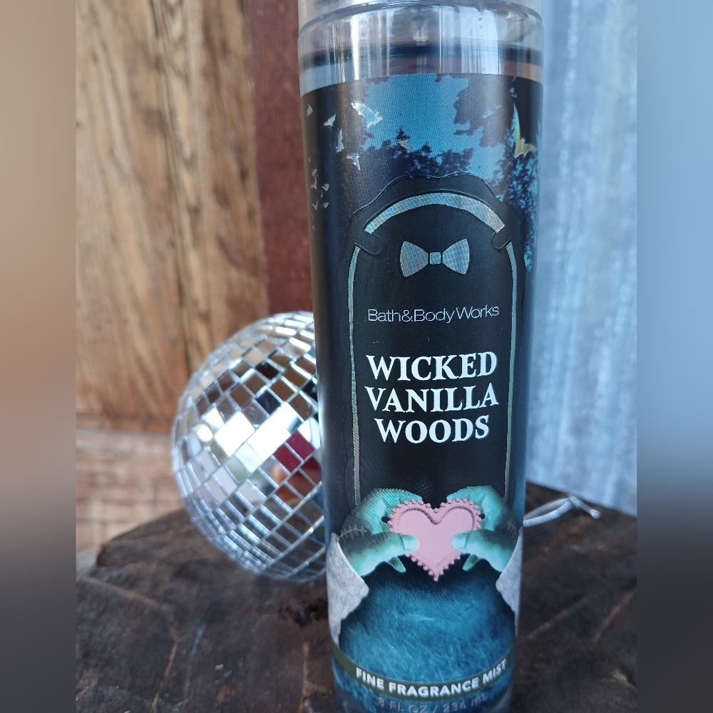 Bath & Body Works Wicked Vanilla Woods Fine Fragrance Scent LIMITED EDITION RARE